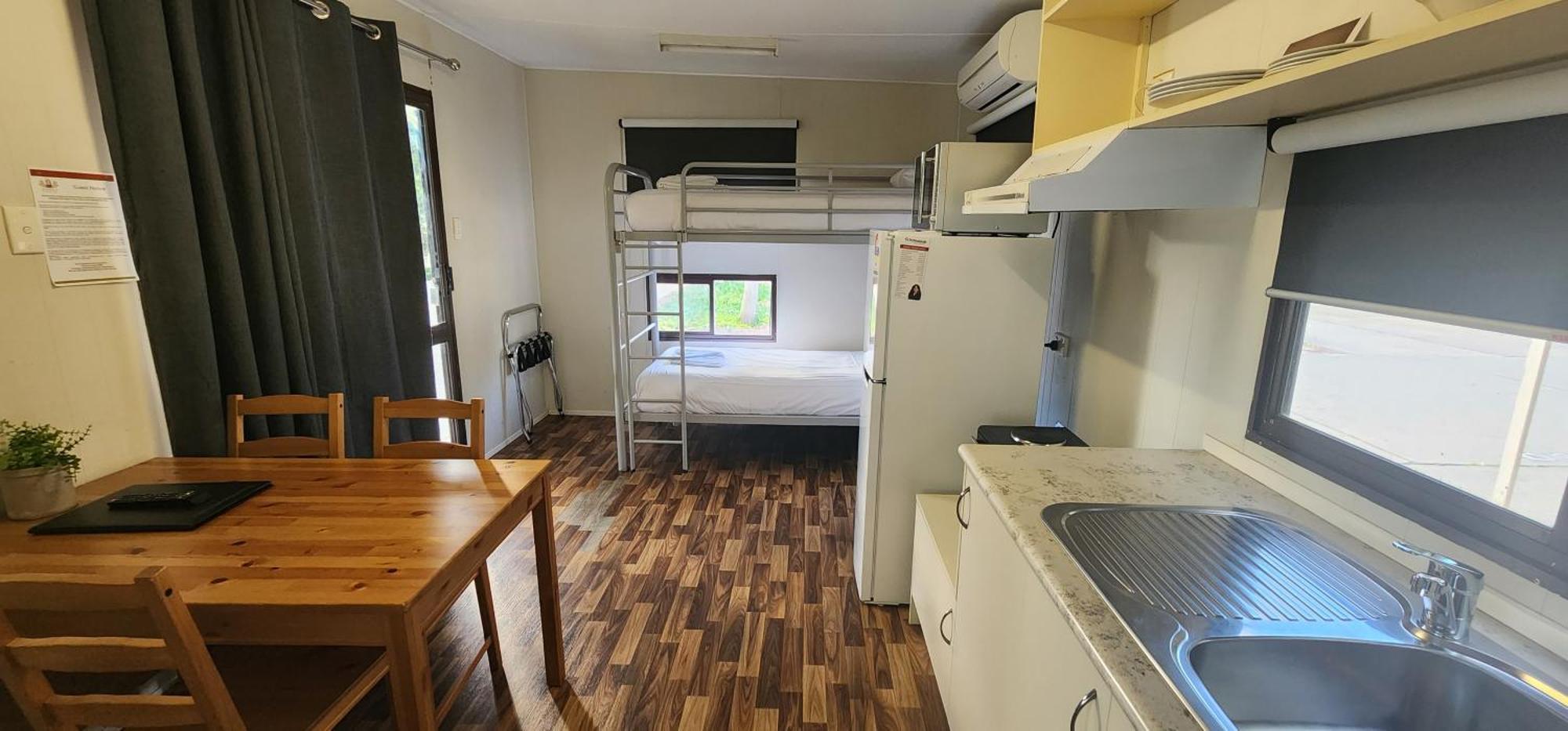 Banksia Tourist Park Hotel Perth Exterior foto